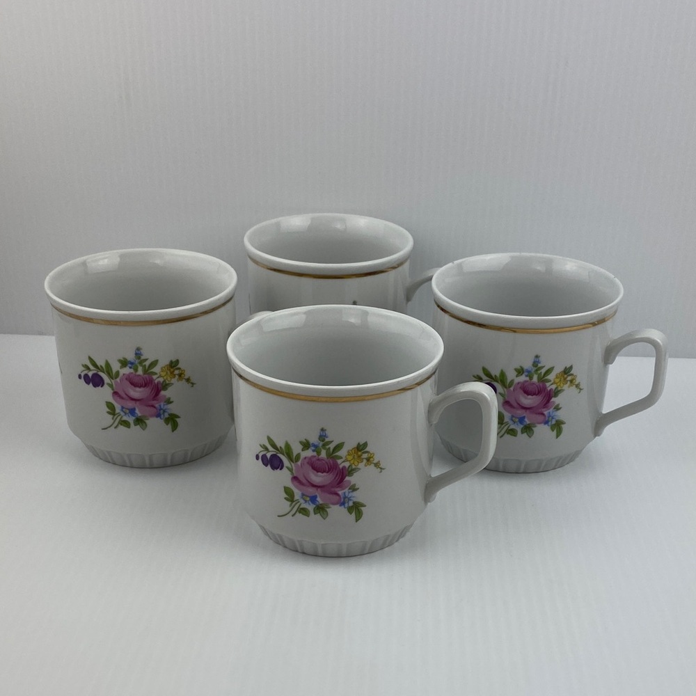 Jlmenau 70's Mug Set Porcelain Floral 10 ounce cups.